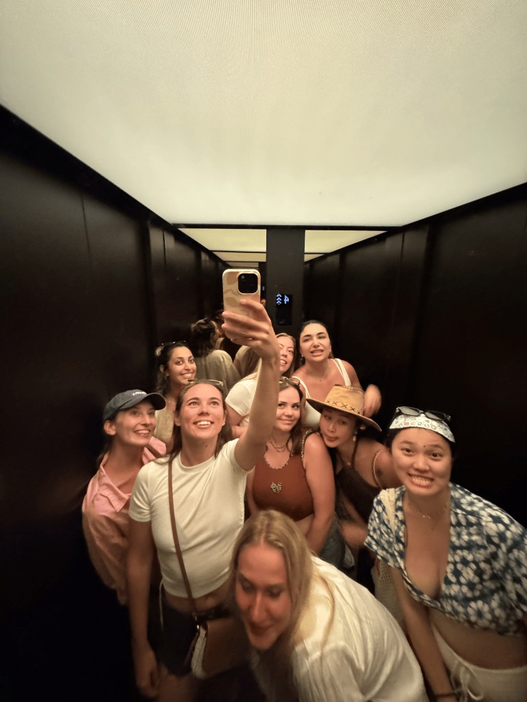 Elevator selfie